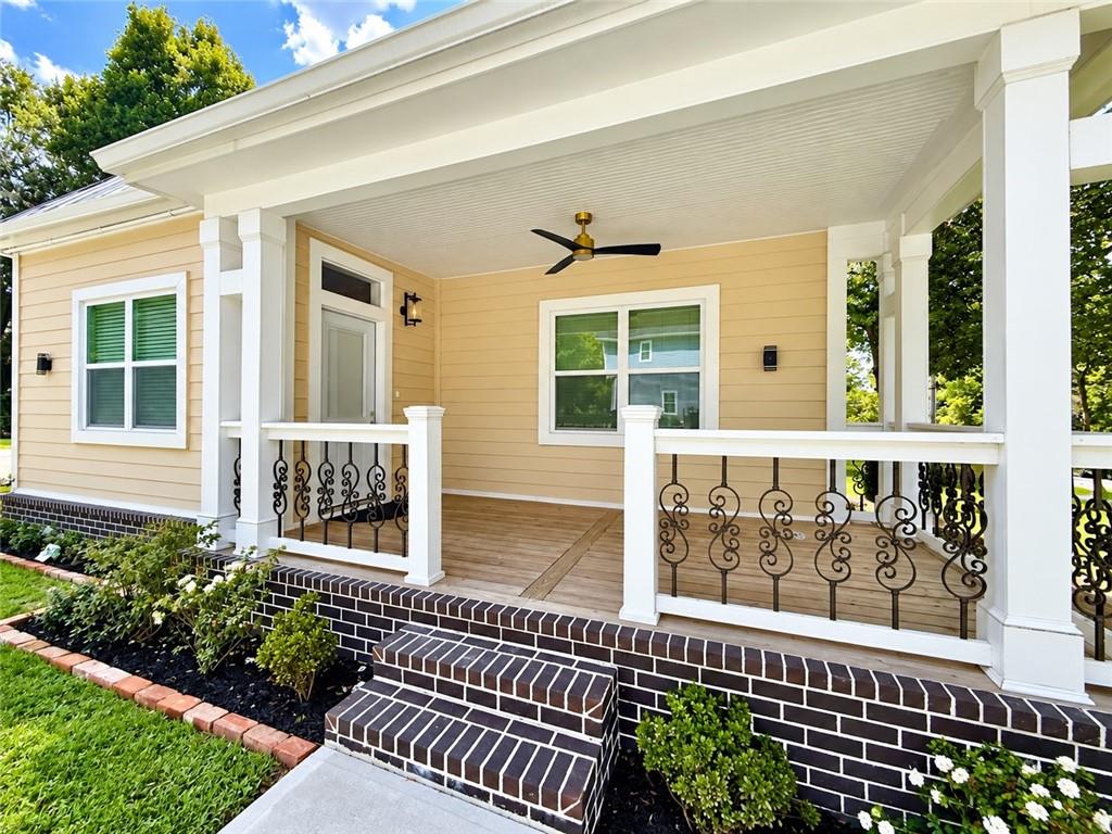 1759 Bolton Road Northwest Atlanta, GA 30318 - Photo 3 of 34 Gallery Image 3