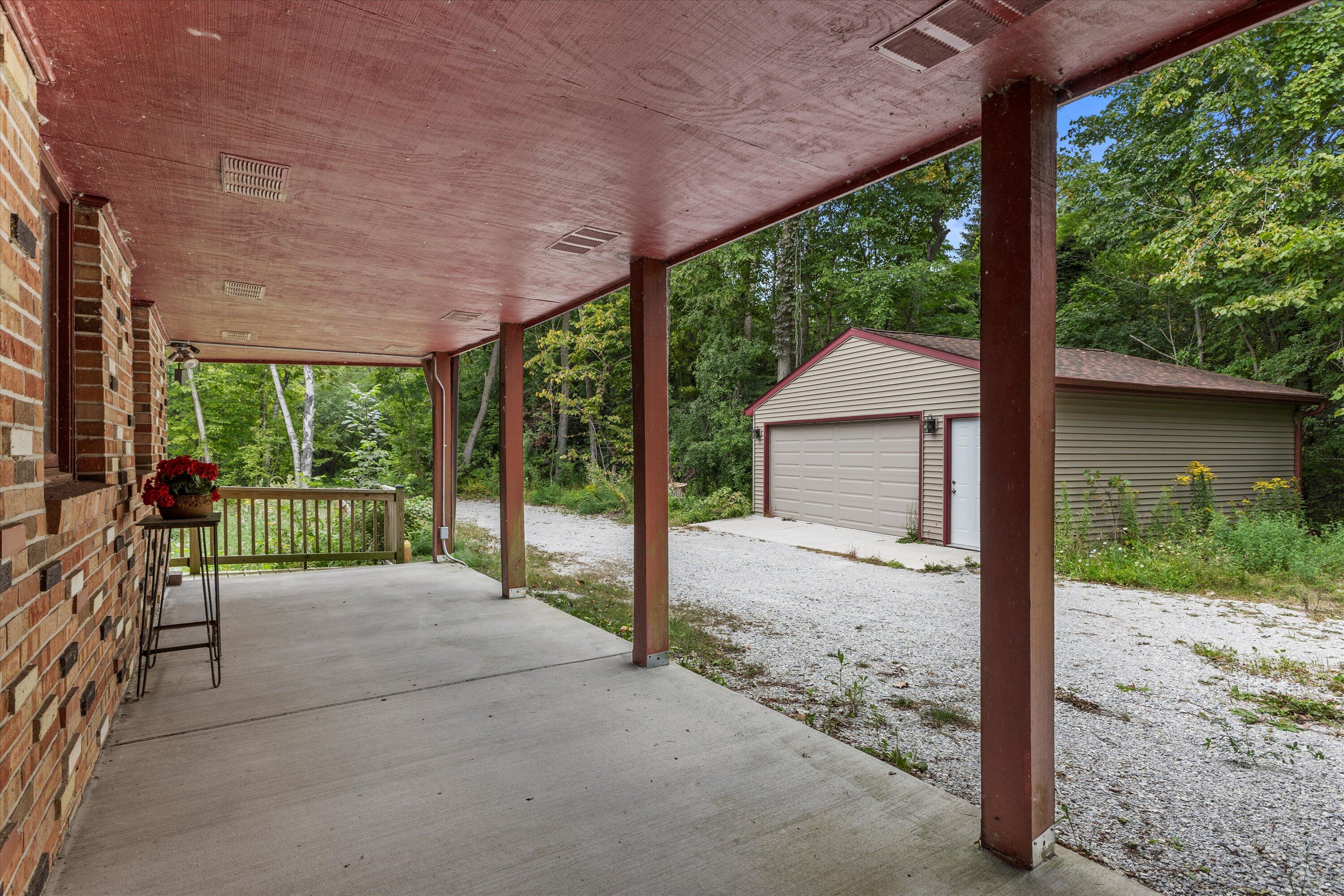 1701 Heather Lane Caledonia, WI 53402 - Photo 11 of 59 21-IMG_0533