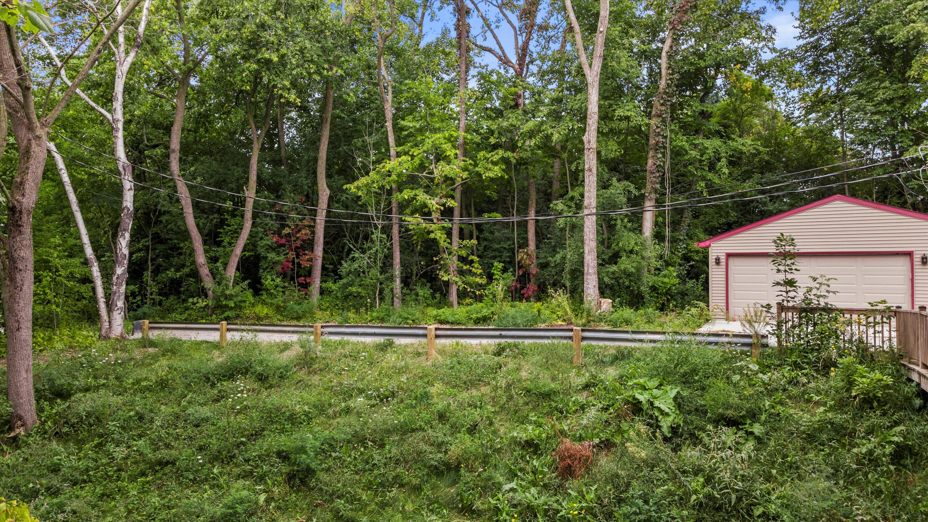 1701 Heather Lane Caledonia, WI 53402 - Photo 15 of 59 12-DJI_0788