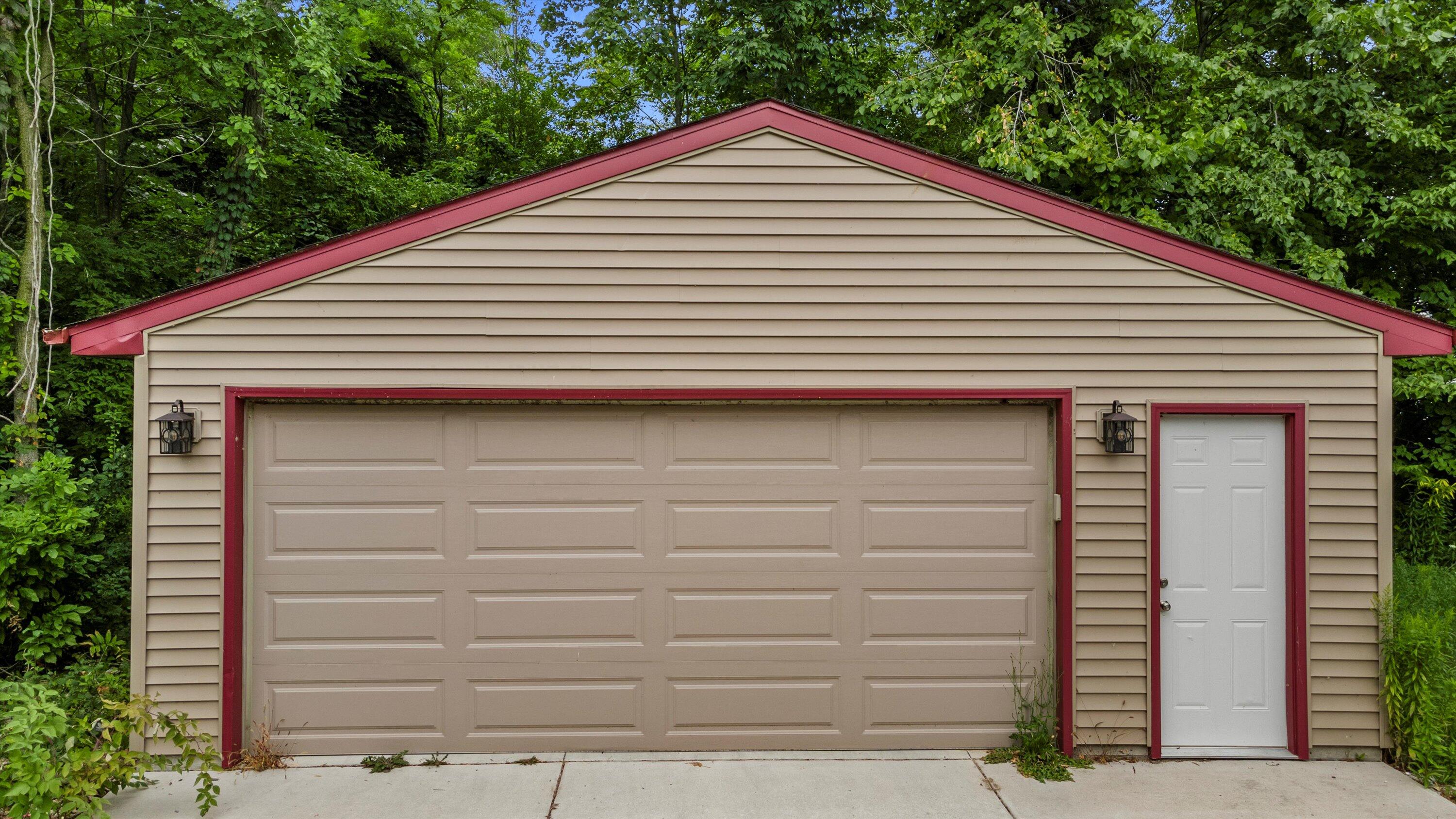 1701 Heather Lane Caledonia, WI 53402 - Photo 20 of 59 13-DJI_0793