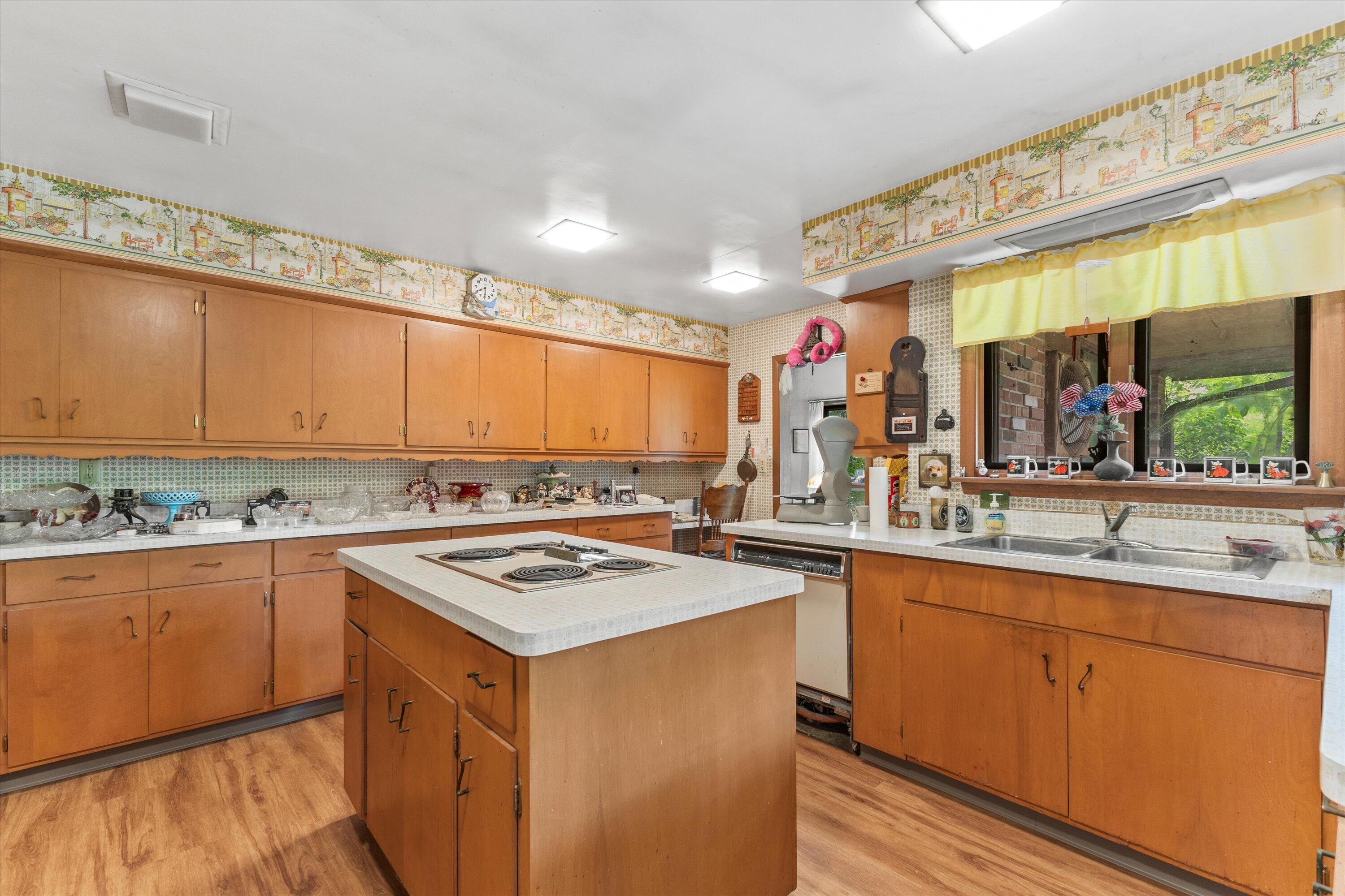 1701 Heather Lane Caledonia, WI 53402 - Photo 36 of 59 48-IMG_0732