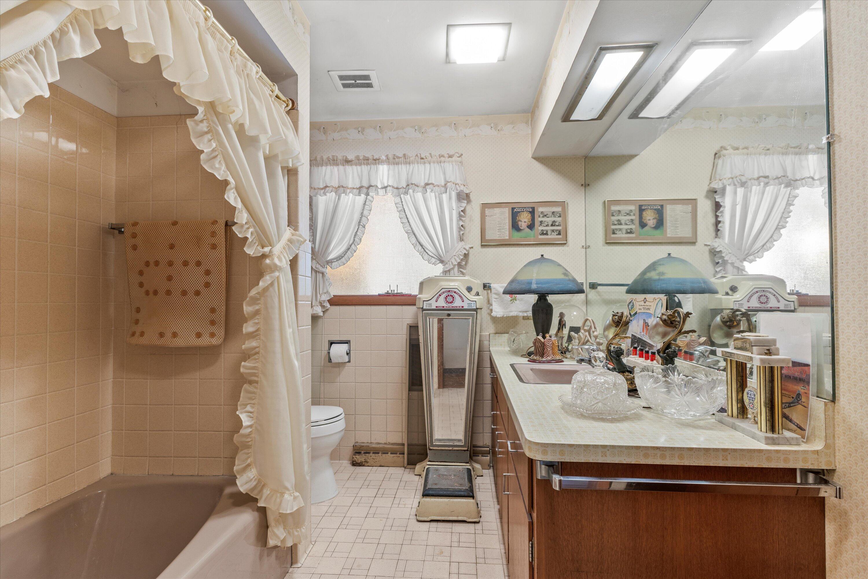 1701 Heather Lane Caledonia, WI 53402 - Photo 44 of 59 41-IMG_0687