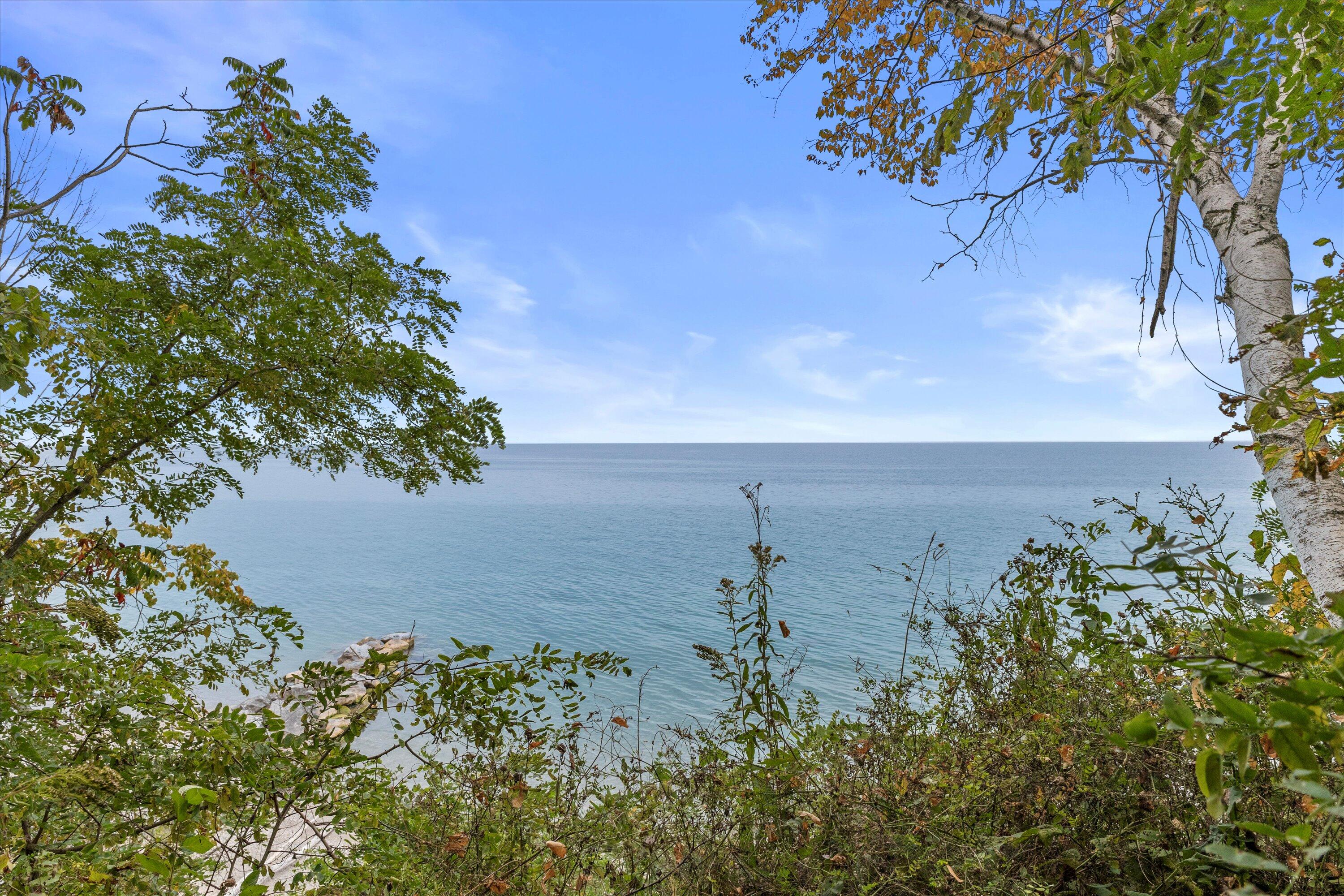 1701 Heather Lane Caledonia, WI 53402 - Photo 5 of 59 22-IMG_0543