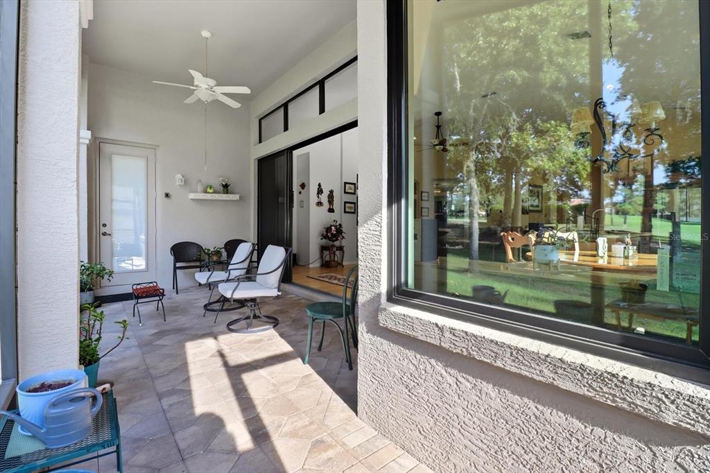 366 West Doerr Path Hernando, FL 34442 - Photo 32 of 47 a garden view with sitting space