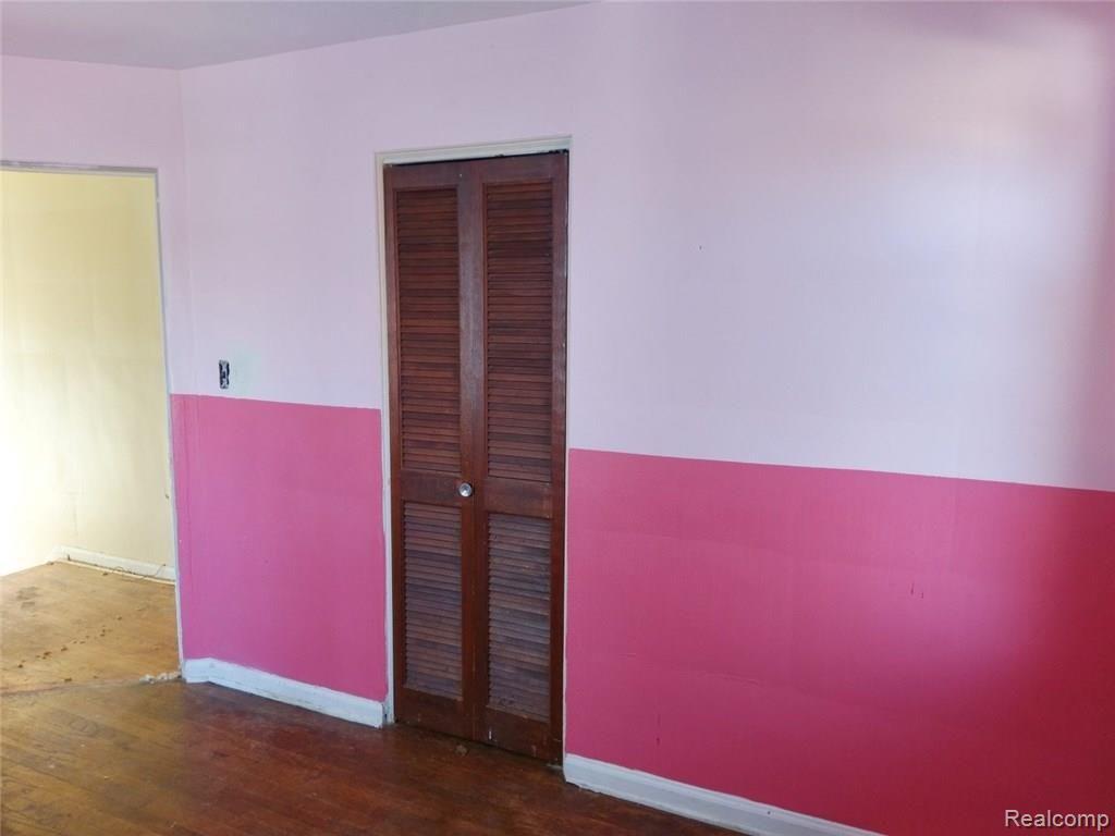 16554 Trinity Street Detroit, MI 48219 - Photo 11 of 26 Trinity (15) (Large).jpg