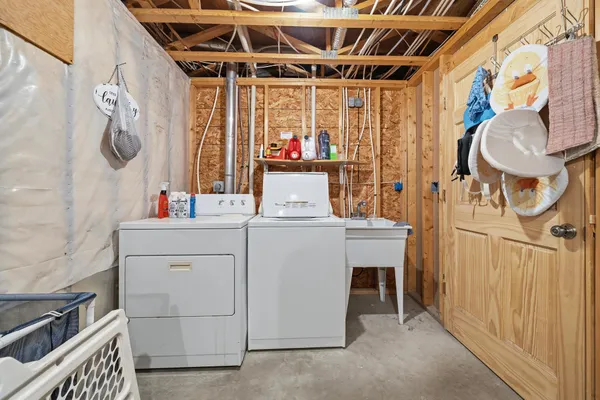 $235,000 | 21 10th Avenue Northeast, Elbow Lake, MN 56531