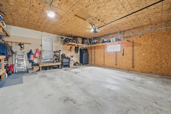 $235,000 | 21 10th Avenue Northeast, Elbow Lake, MN 56531