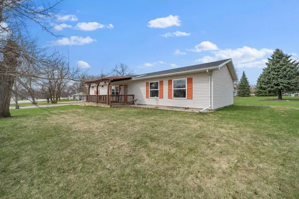 $235,000 | 21 10th Avenue Northeast, Elbow Lake, MN 56531