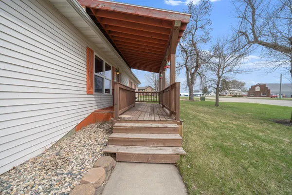 $235,000 | 21 10th Avenue Northeast, Elbow Lake, MN 56531