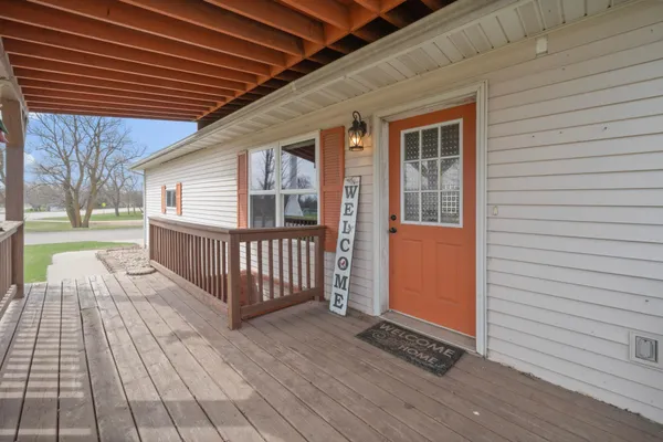 $235,000 | 21 10th Avenue Northeast, Elbow Lake, MN 56531