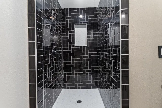 $219,900 | 3317 Pelican Street, Orange, TX 77630