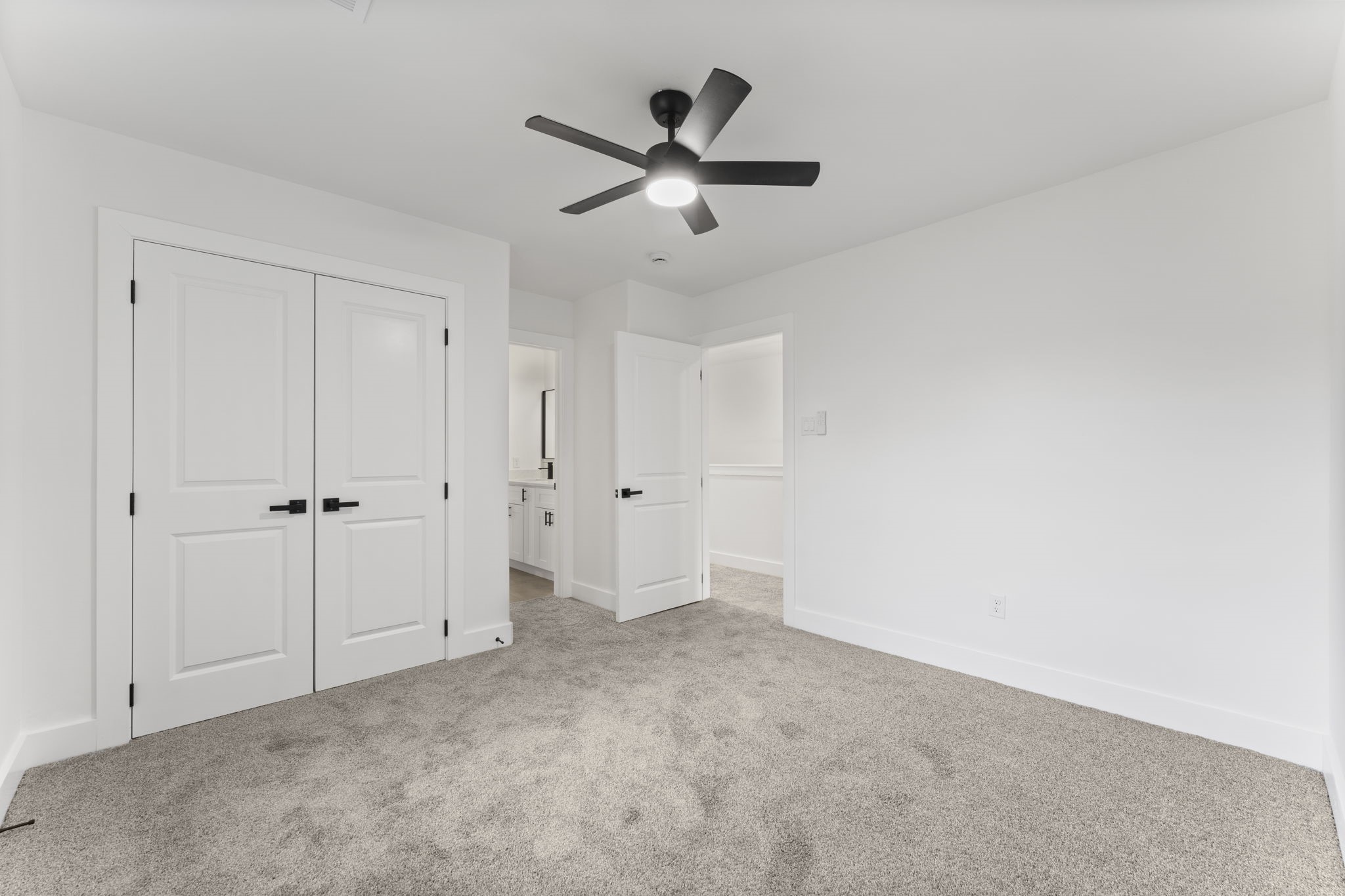 8205 Carver Road Houston, TX 77088 - Photo 21 of 37 a view of an empty room