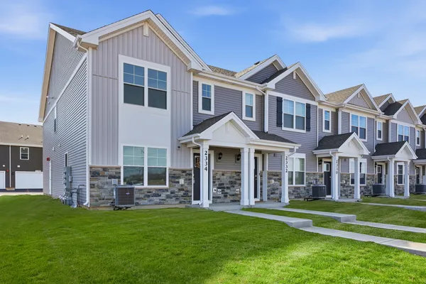 $2,600 | 2334 Noble Lane, Yorkville, IL 60560