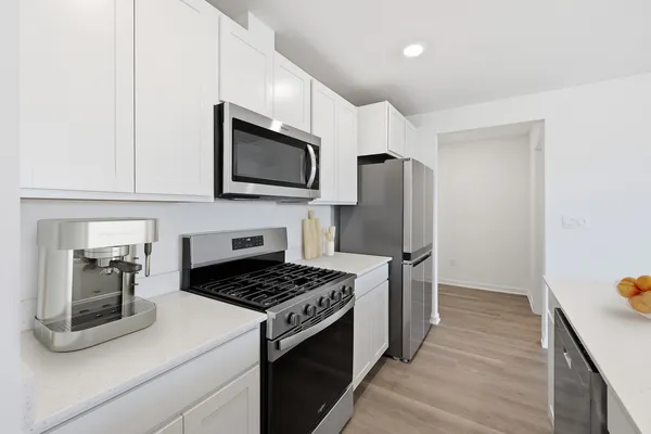 $2,600 | 2334 Noble Lane, Yorkville, IL 60560