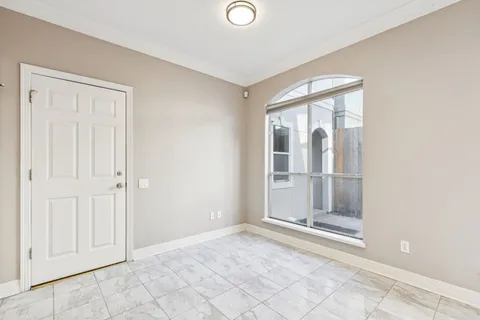 $465,000 | 4916 Travis Street, Houston, TX 77004