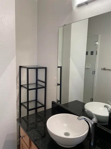 $1,750 | 420 North Adams Street, Unit 501, Tallahassee, FL 32301