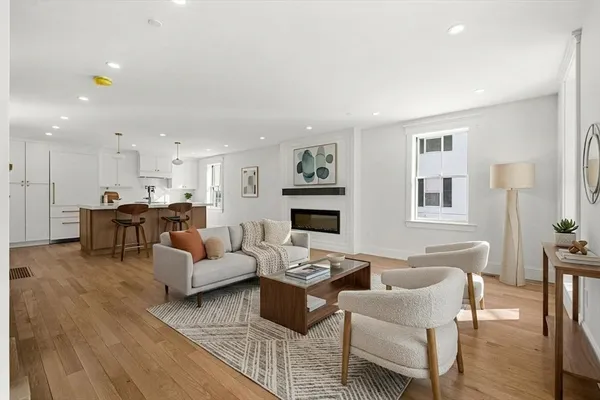 $10,000 | 309 Broadway, Unit 1, Cambridge, MA 02139