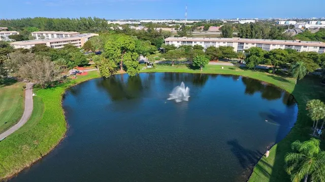 $99,999 | 2004 Granada Drive, Unit C3, Coconut Creek, FL 33066