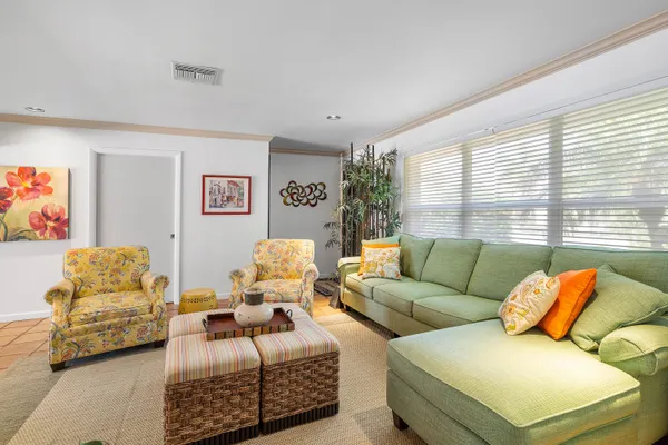 $5,900 | 2330 Northeast 48th Street, Lighthouse Point, FL 33064