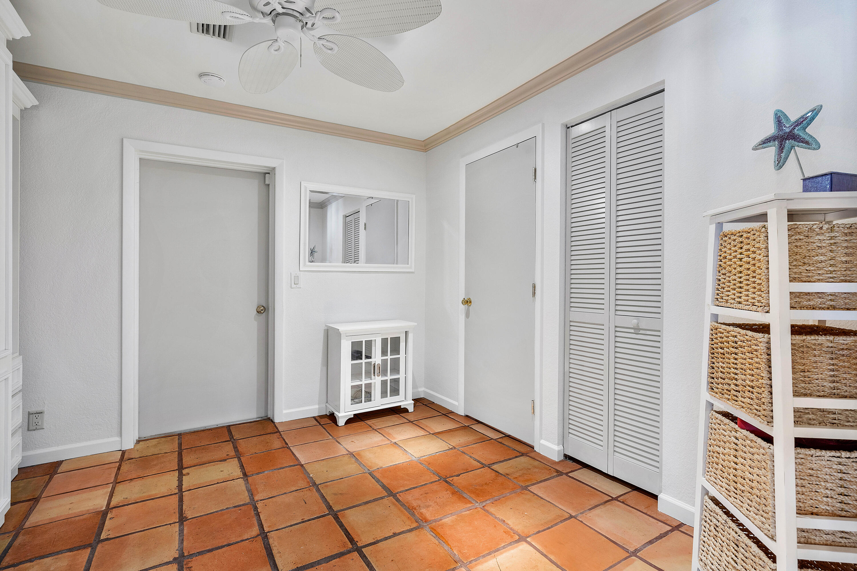 2330 Northeast 48th Street Lighthouse Point, FL 33064 - Photo 22 of 47 022-2330Northeast48thStreet-LighthousePo