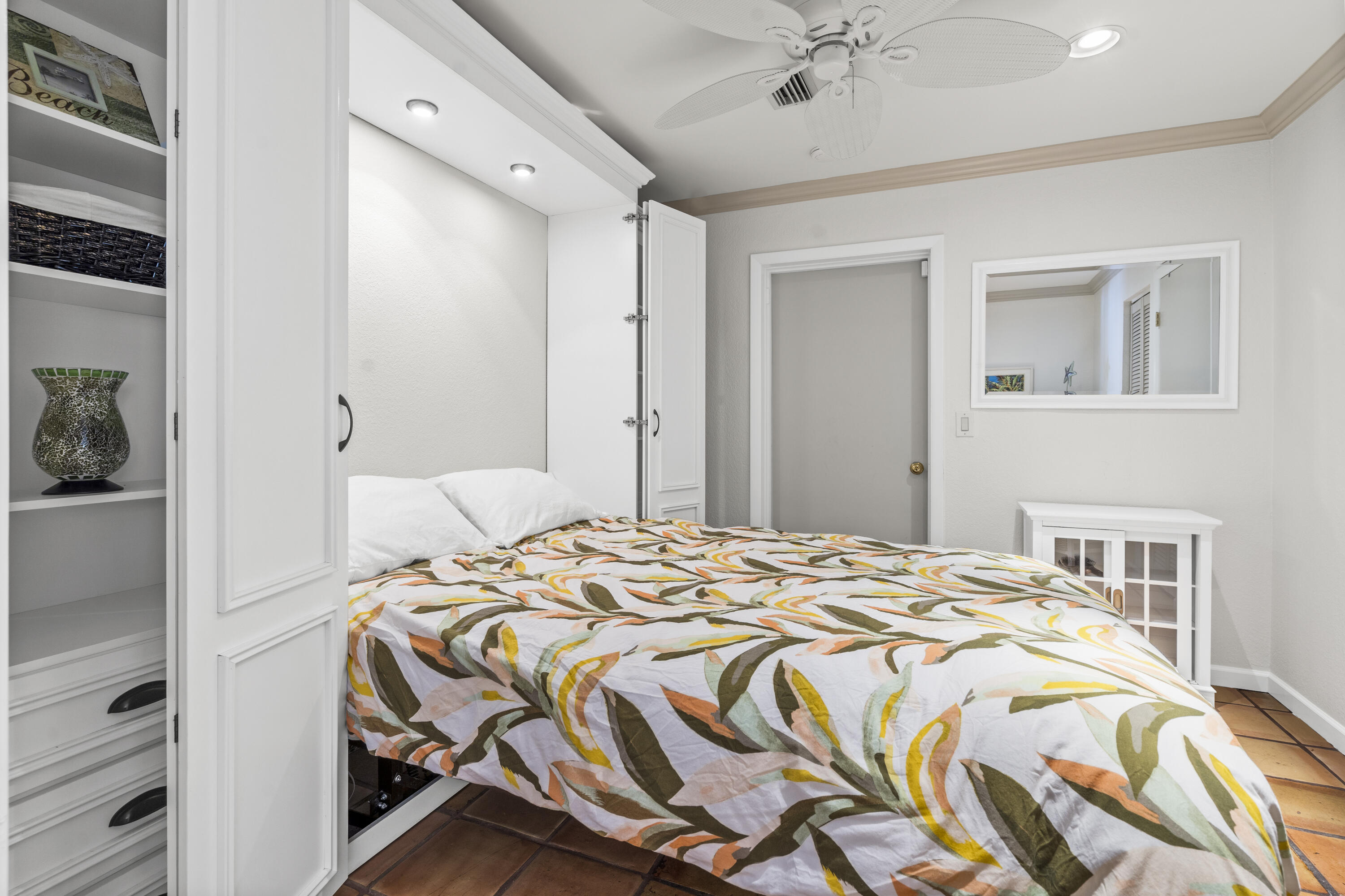 2330 Northeast 48th Street Lighthouse Point, FL 33064 - Photo 23 of 47 023-2330Northeast48thStreet-LighthousePo