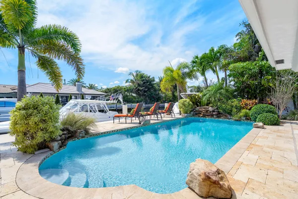 $5,900 | 2330 Northeast 48th Street, Lighthouse Point, FL 33064