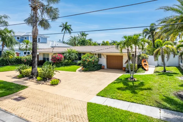 $5,900 | 2330 Northeast 48th Street, Lighthouse Point, FL 33064