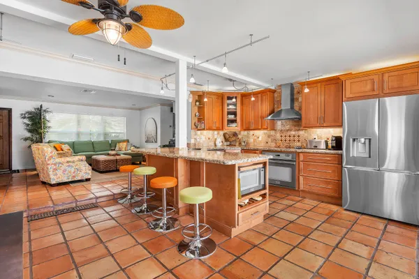 $5,900 | 2330 Northeast 48th Street, Lighthouse Point, FL 33064