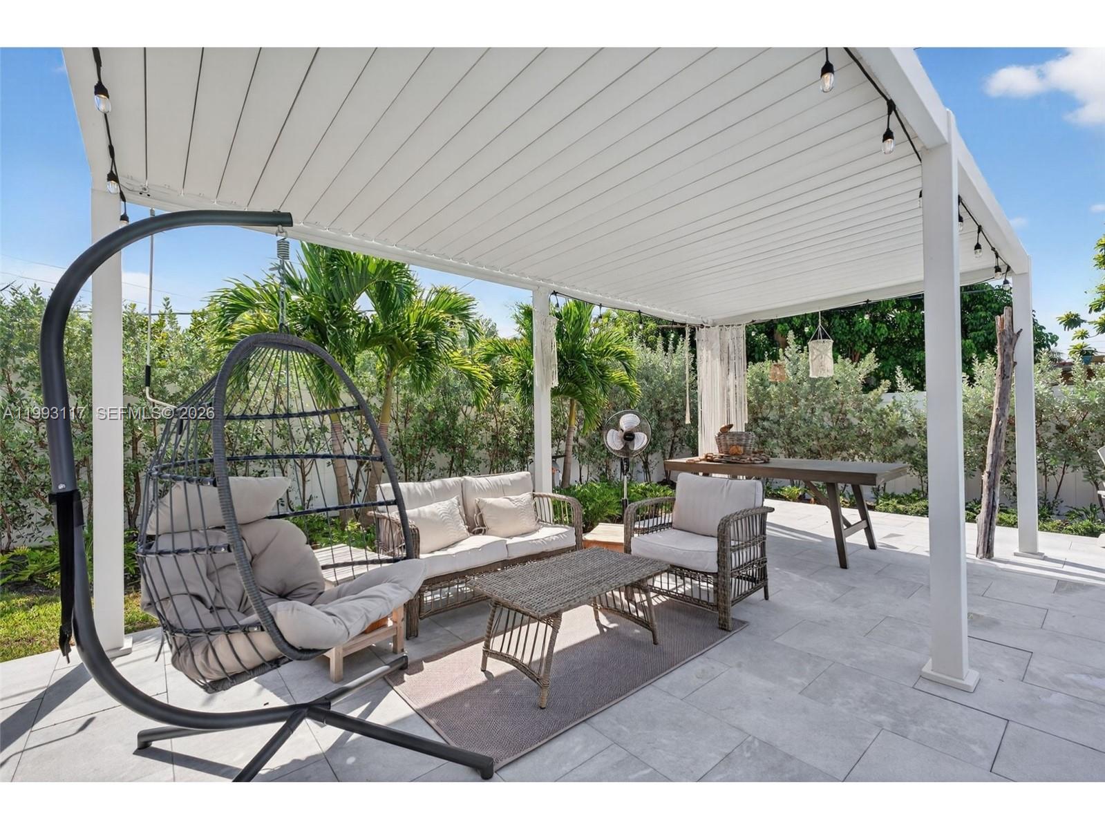 426 Southeast 3rd Street Dania Beach, FL 33004 - Photo 27 of 41