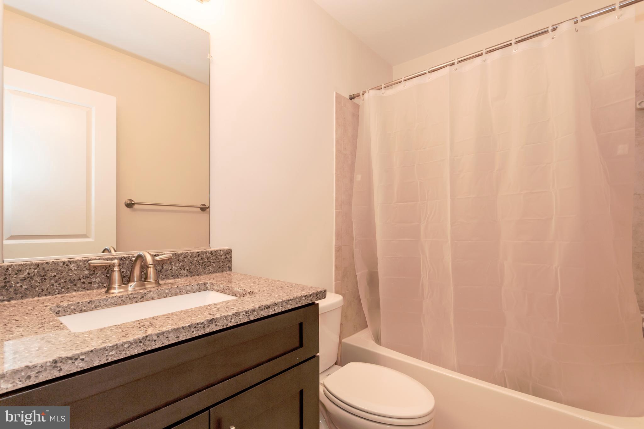 11305 Russell Road Purcellville, VA 20132 - Photo 15 of 29 Hall Bath with Quartz countertops