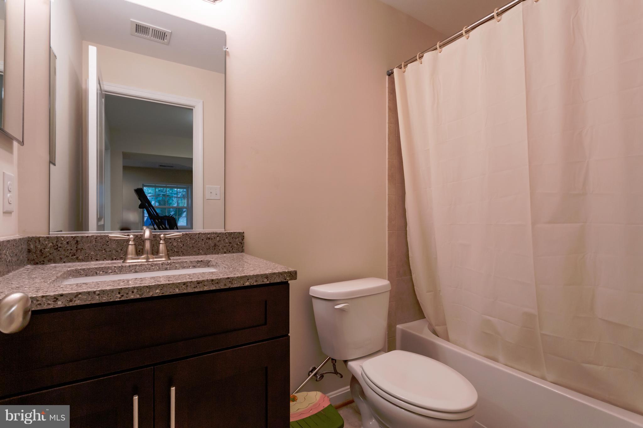11305 Russell Road Purcellville, VA 20132 - Photo 20 of 29 Lower Level Full Bathroom