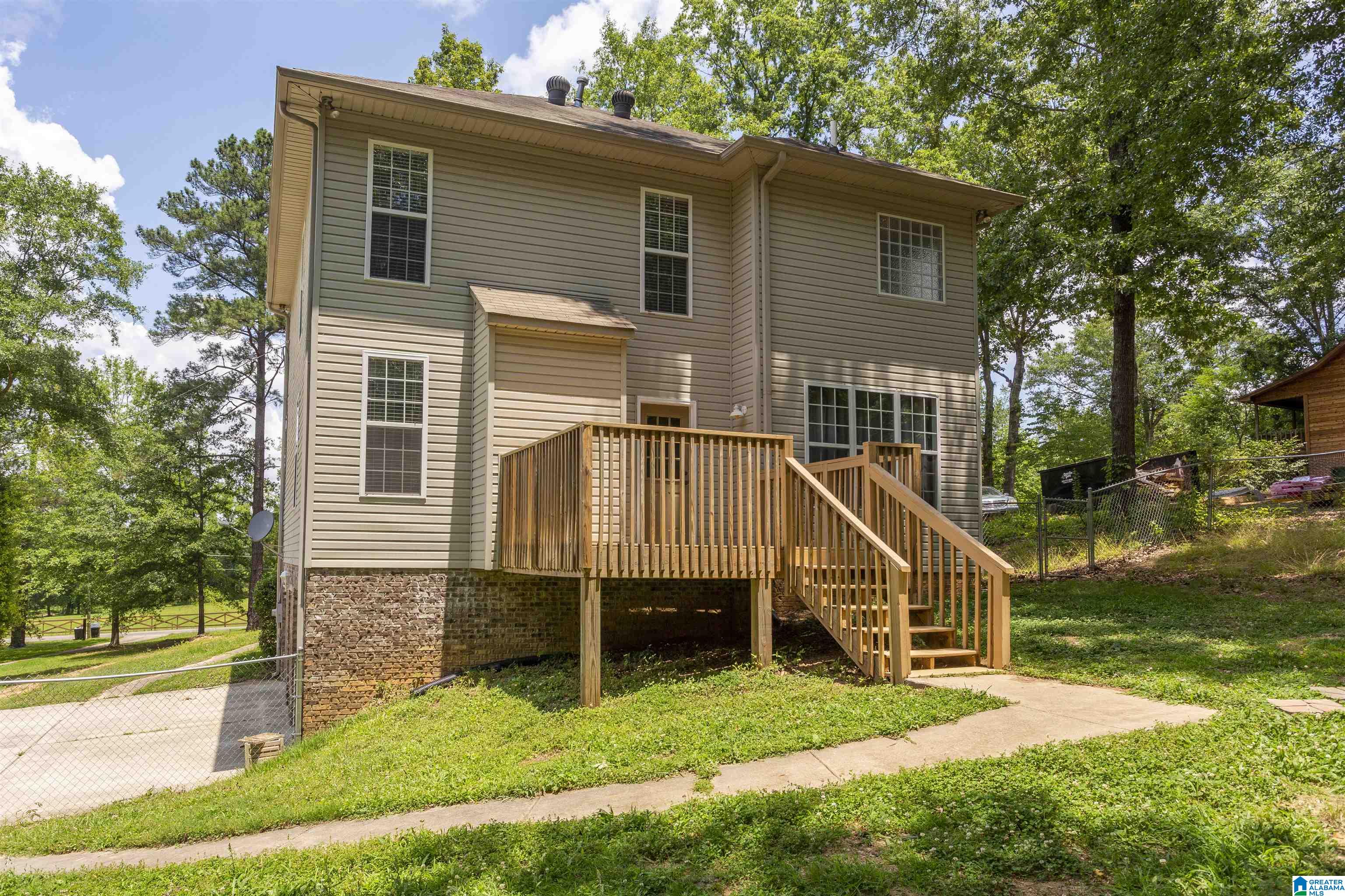 7050 Harpers Dairy Loop Bessemer, AL 35022 - Photo 9 of 73