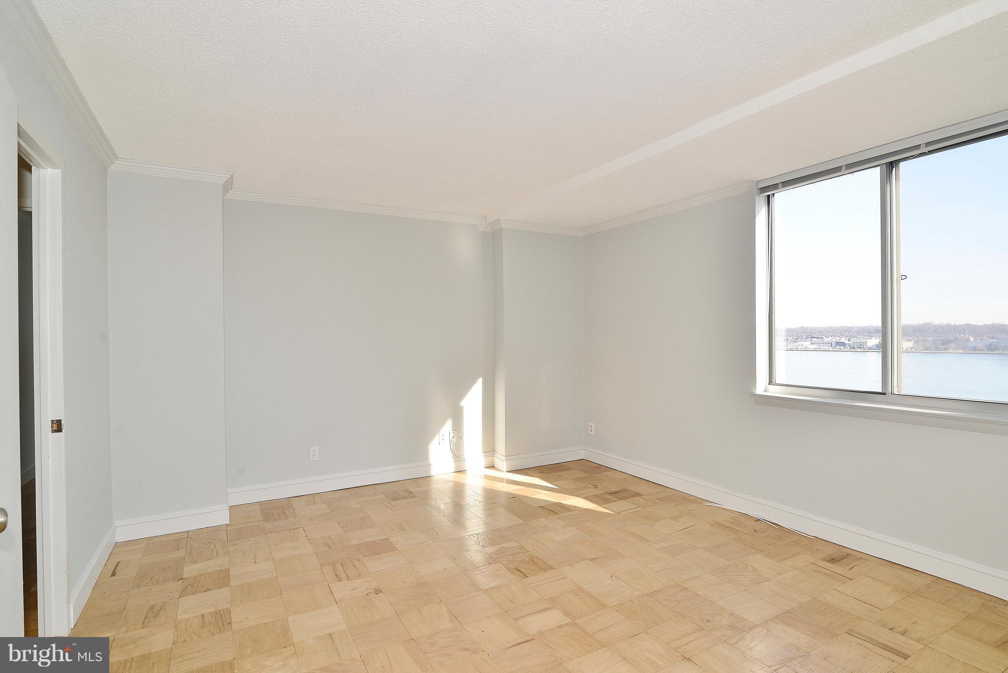 501 Slaters Lane, Unit 1019 Alexandria, VA 22314 - Photo 13 of 28 Bedroom 2