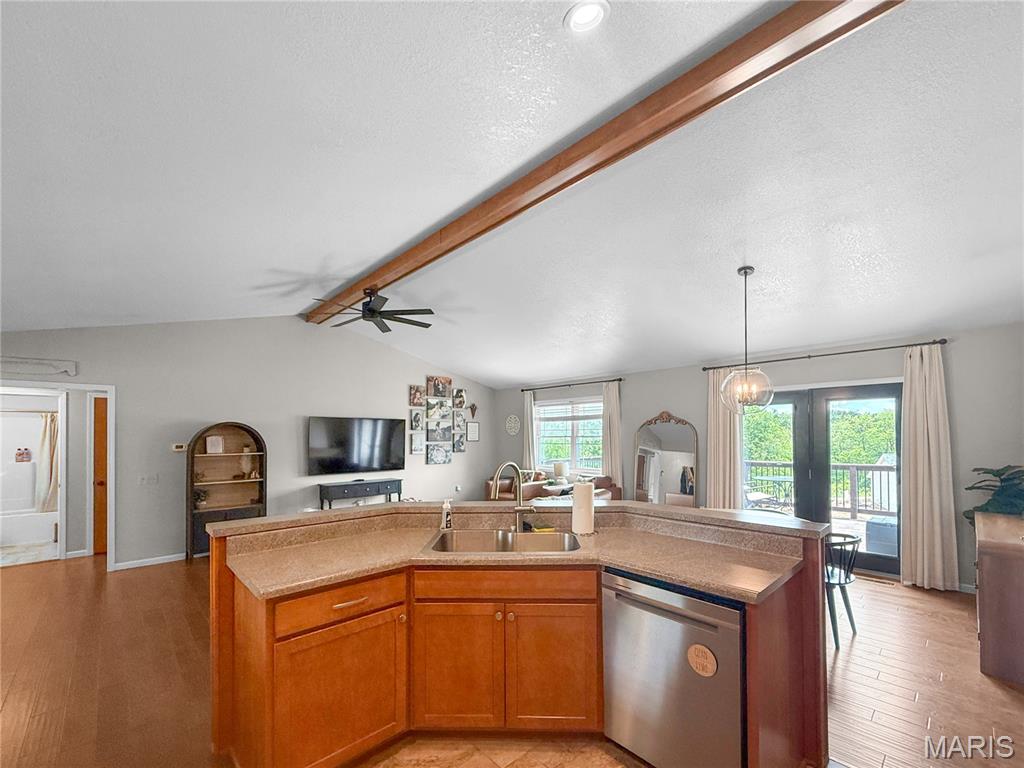 5687 Clear Creek Road Hannibal, MO 63401 - Photo 8 of 49