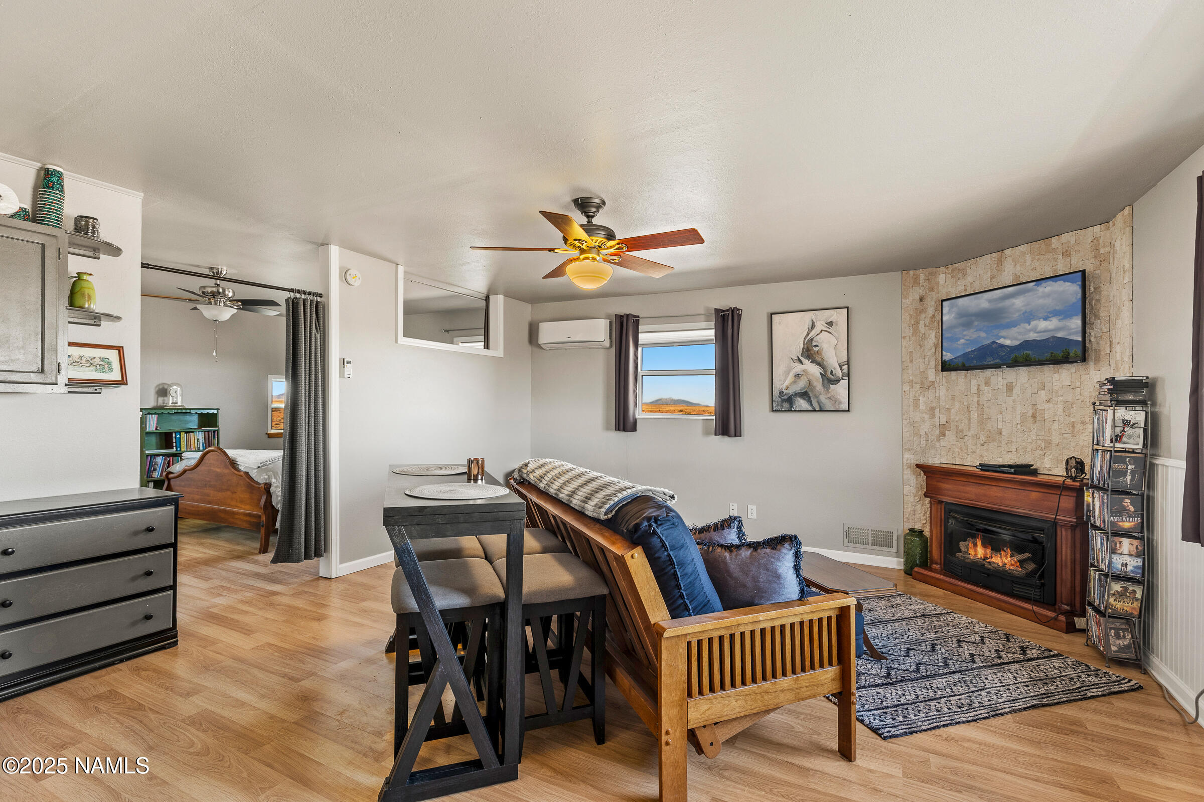 42 Red Dog Road Winslow, AZ 86047 - Photo 13 of 49 42 Red Dog Rd Winslow-37