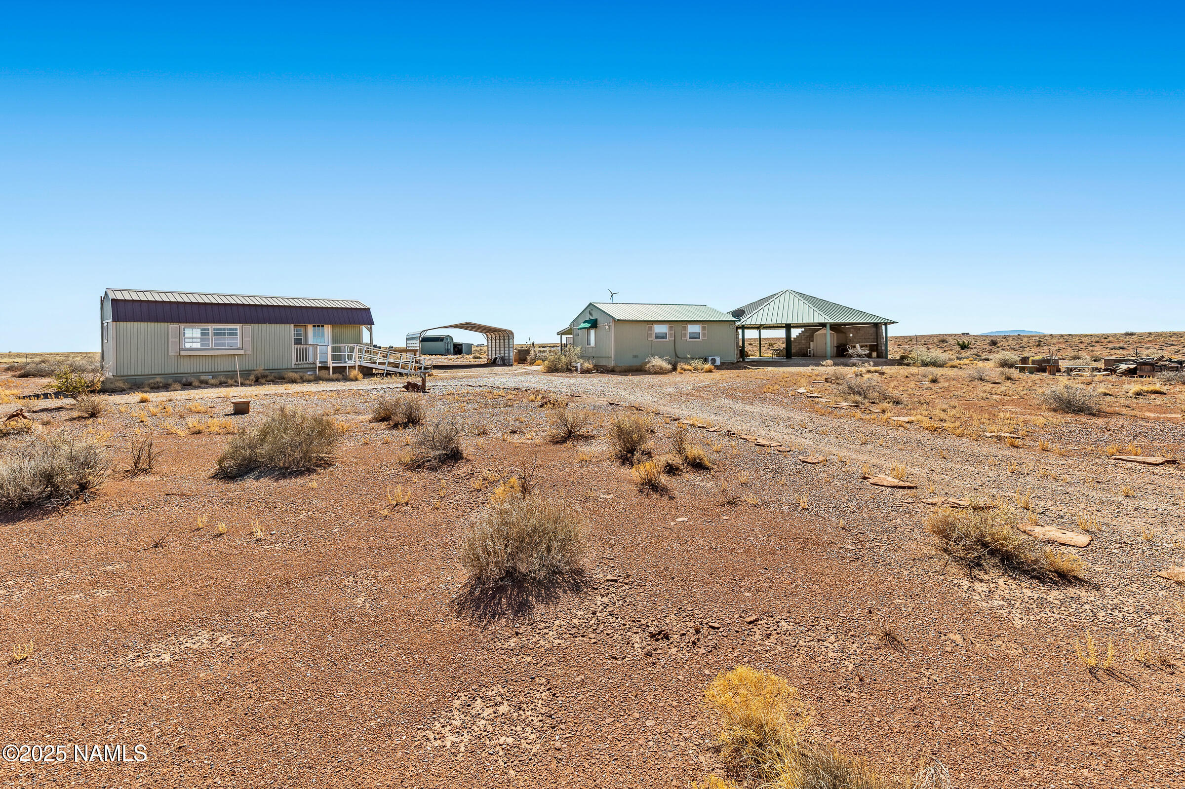 42 Red Dog Road Winslow, AZ 86047 - Photo 45 of 49 42 Red Dog Rd Winslow-25