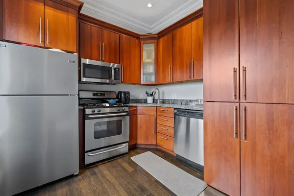 $779,000 | 7 Stillman Place, Unit 9, Boston, MA 02113