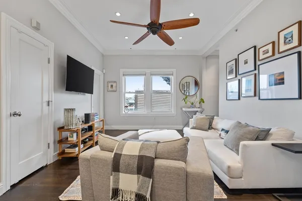 $779,000 | 7 Stillman Place, Unit 9, Boston, MA 02113