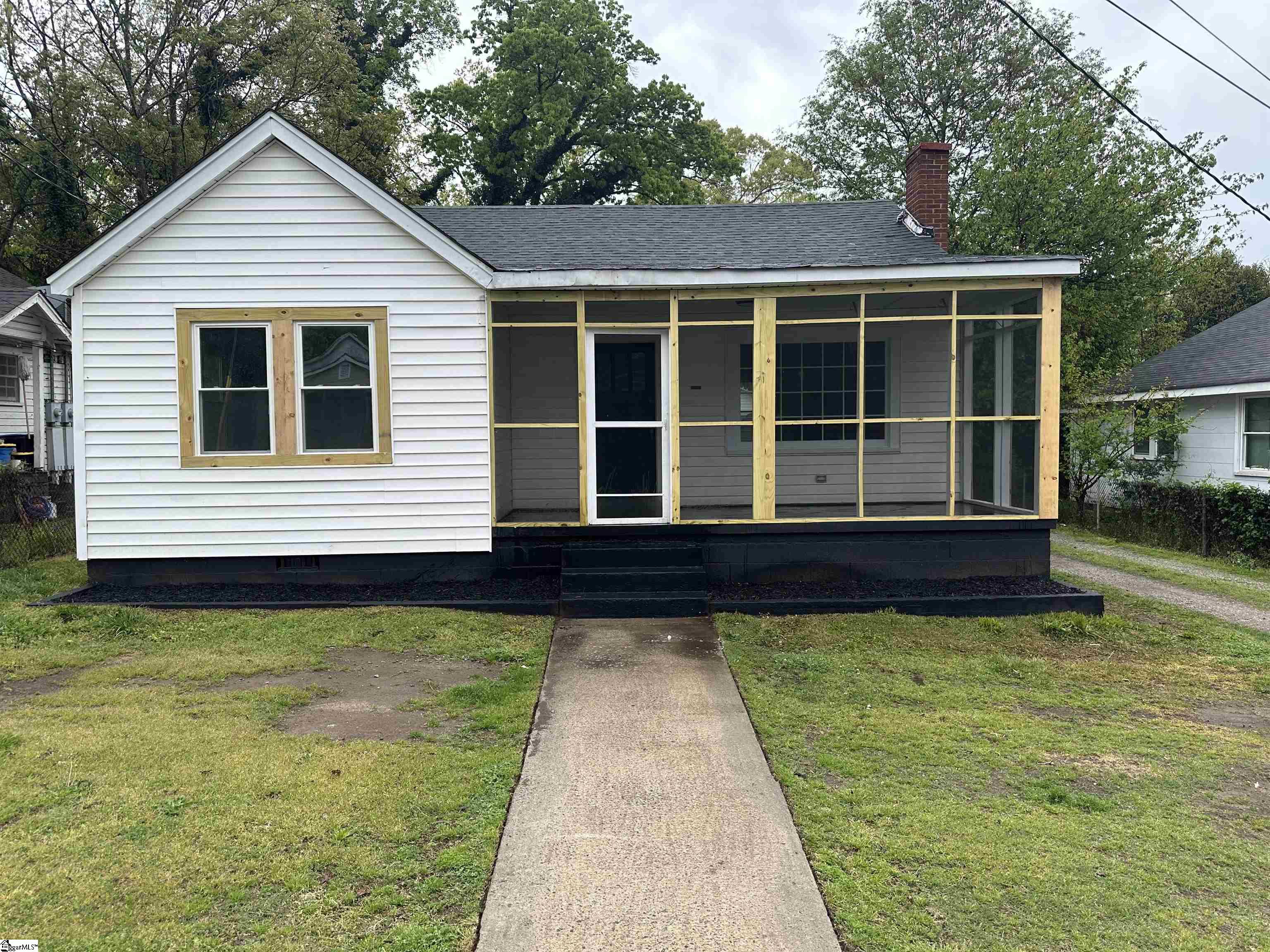 4 Judson Road Greenville, SC 29611 - Photo 1 of 14 Gallery Image 1