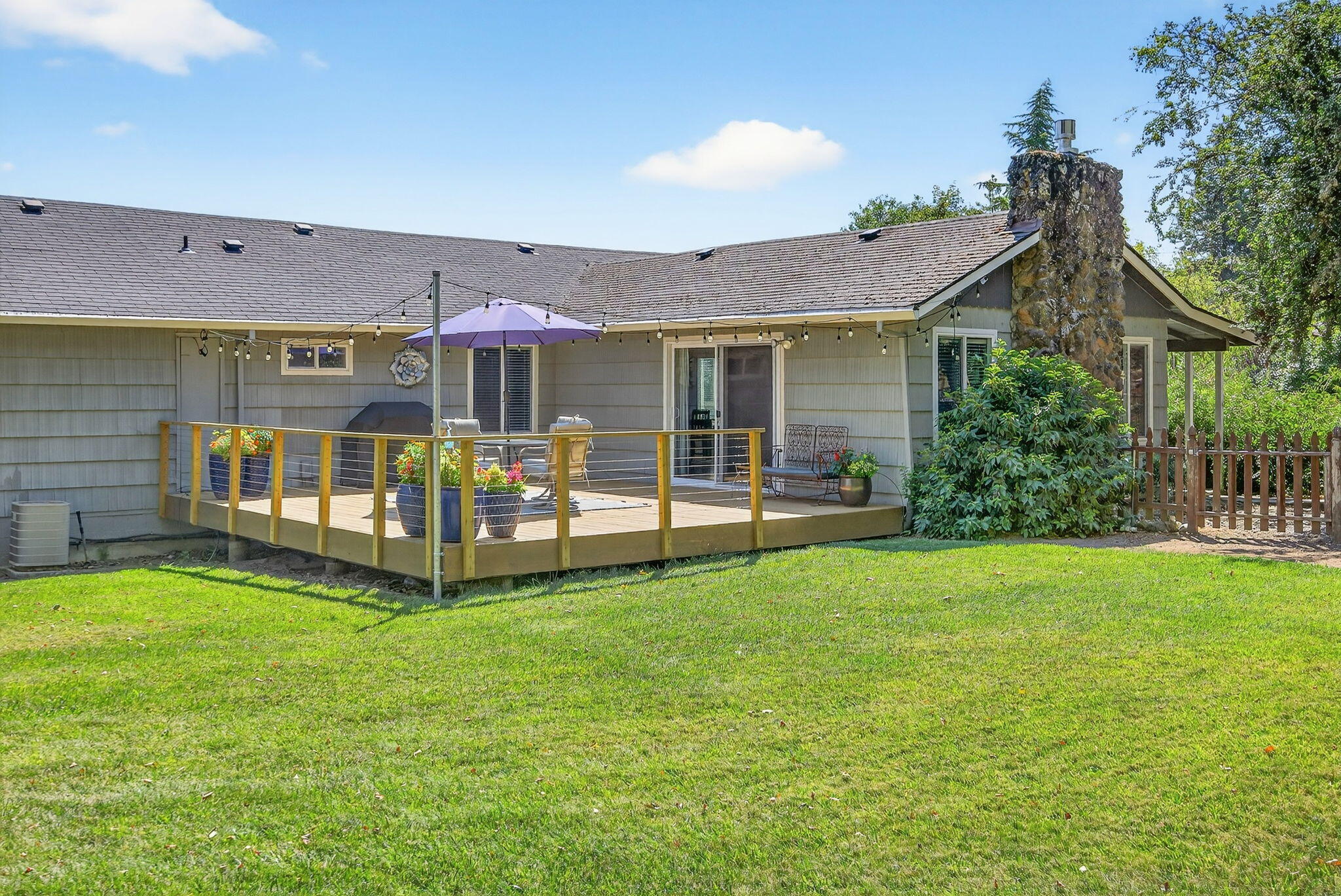 2976 Old Stage Road Central Point, OR 97502 - Photo 41 of 66 ApxOSR00022