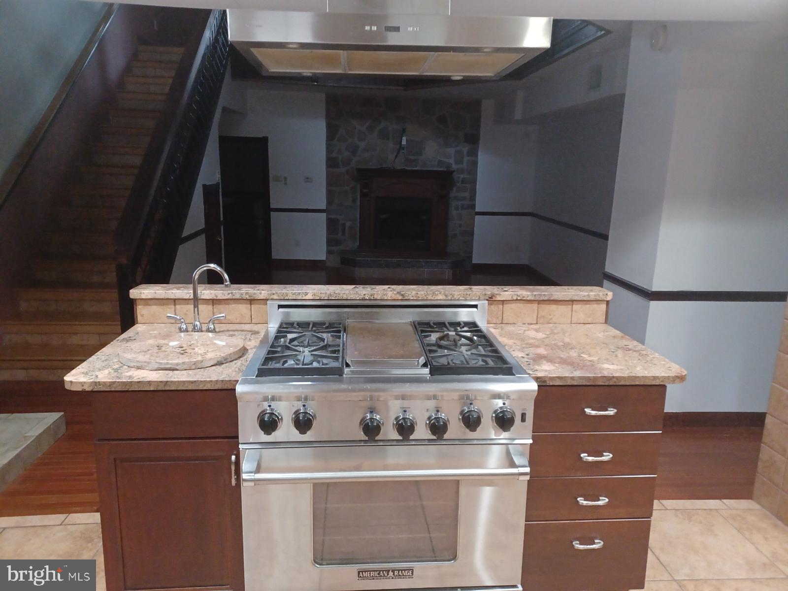 6 Woodside Farm Road Garnet Valley, PA 19060 - Photo 2 of 9