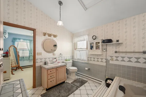$635,000 | 11285 Chesterville Road, Moores Hill, IN 47032