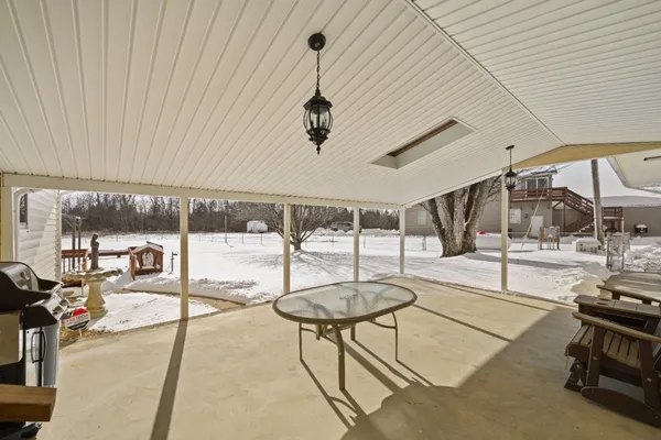 $635,000 | 11285 Chesterville Road, Moores Hill, IN 47032