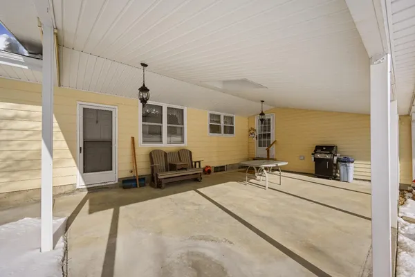 $635,000 | 11285 Chesterville Road, Moores Hill, IN 47032