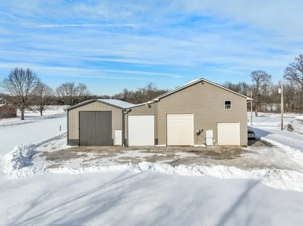 $635,000 | 11285 Chesterville Road, Moores Hill, IN 47032