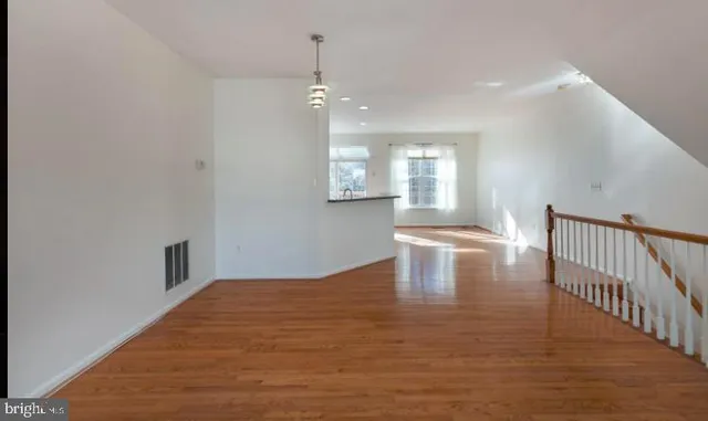 $2,900 | 46801 Sweet Birch Terrace, Sterling, VA 20164