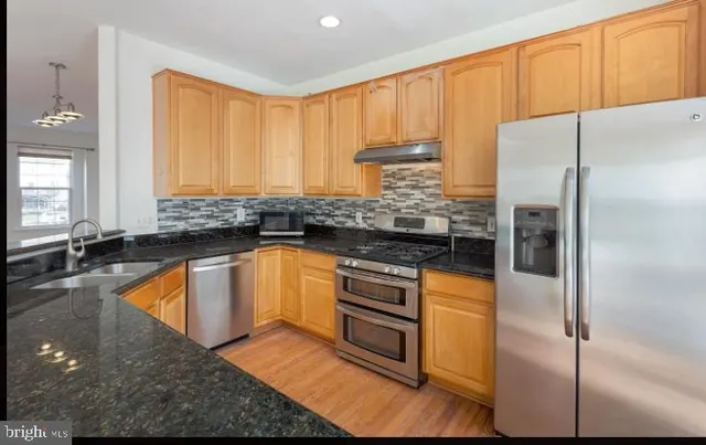 $2,900 | 46801 Sweet Birch Terrace, Sterling, VA 20164