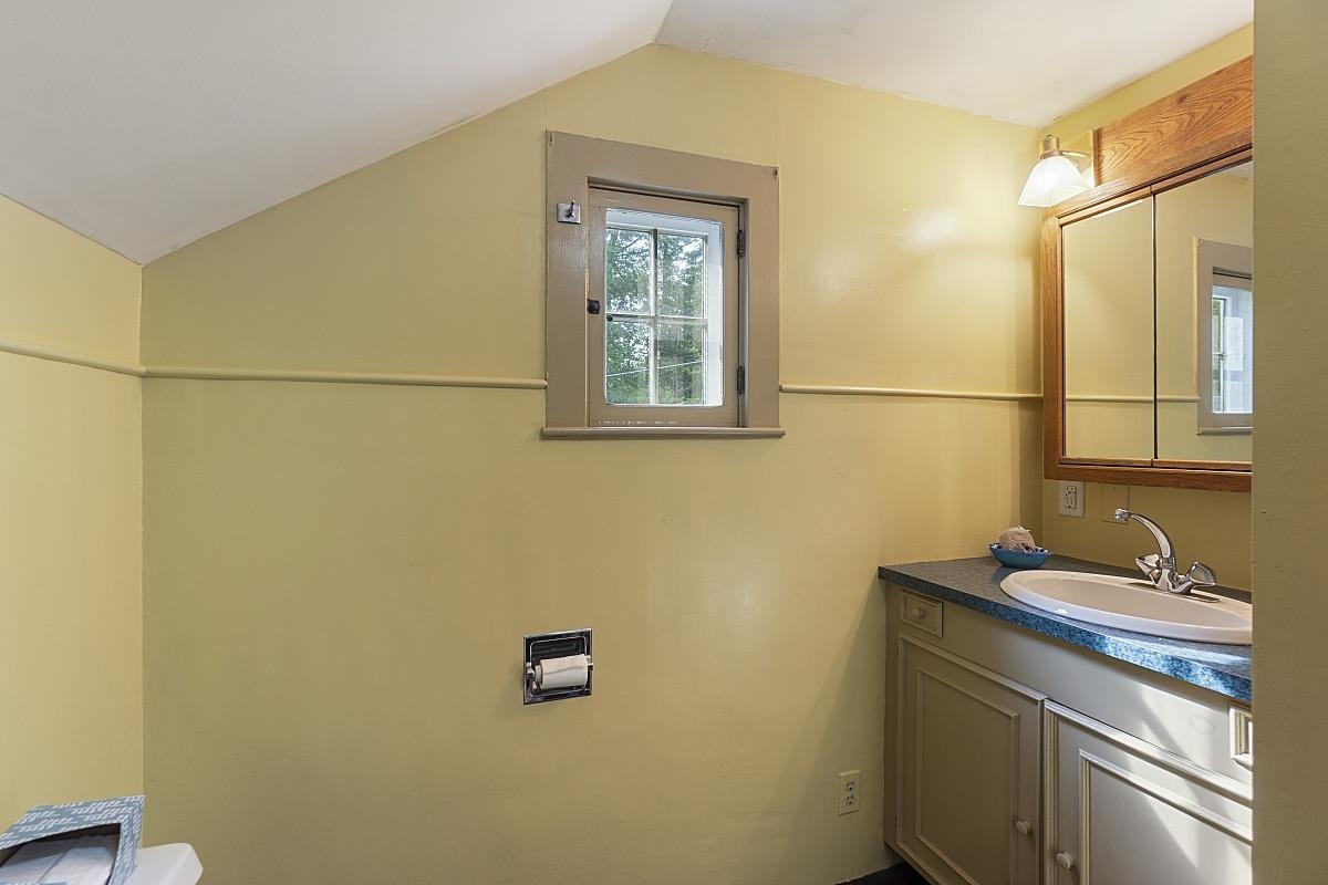 207 Forest Road Lyndeborough, NH 03082 - Photo 30 of 39