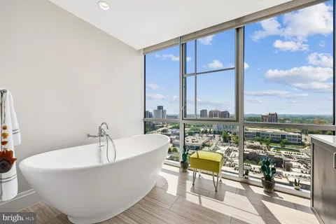 $1,590,000 | 930 Rose Avenue, Unit 2001, Rockville, MD 20852