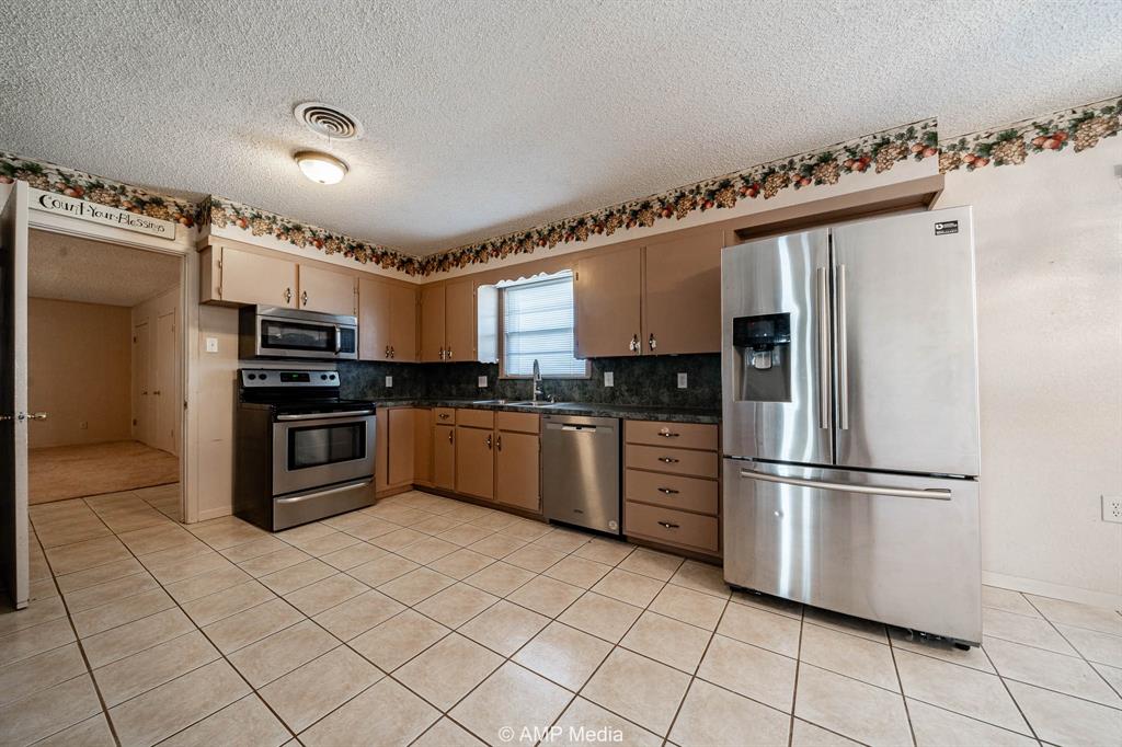 1631 20th Street Anson, TX 79501 - Photo 6 of 27
